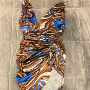 PRETTY LITTLE THING DRESS